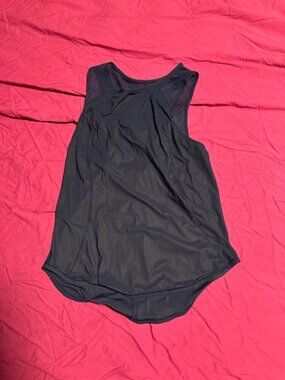 Lululemon size 6 sculpt tank navy blue